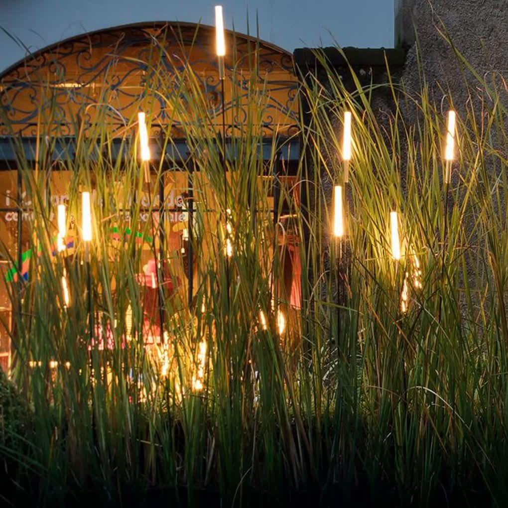 AuraReed Outdoor – Wireless Aesthetic Solar Garden Lighting - Image 7