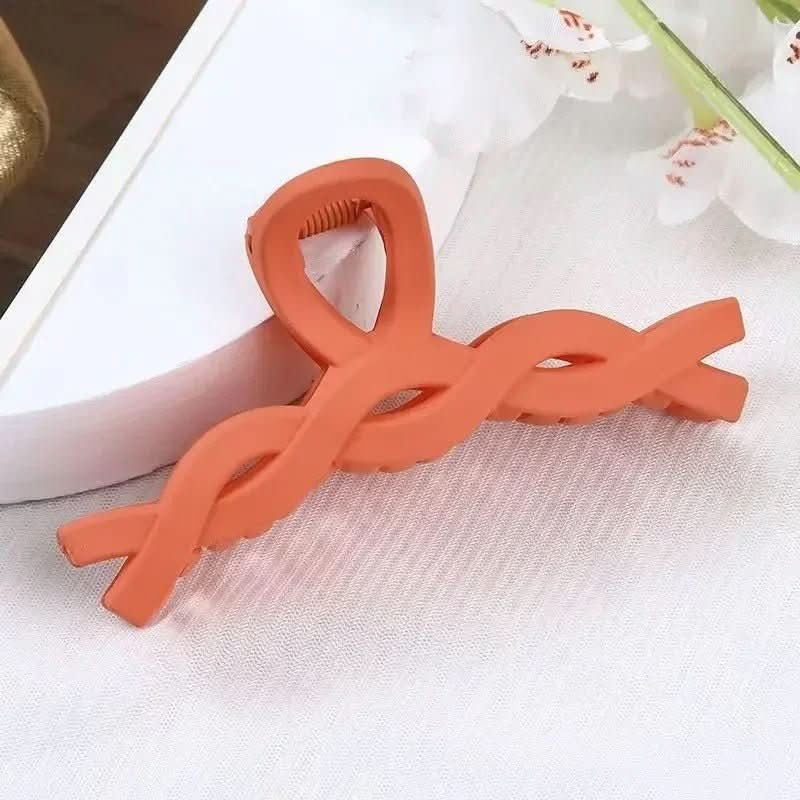 CLIPGLAM - Elegant hair clip with strong hold for every hair type - Image 16