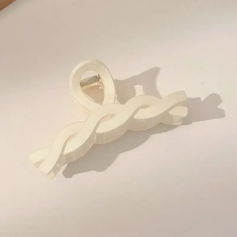 CLIPGLAM - Elegant hair clip with strong hold for every hair type - Image 17