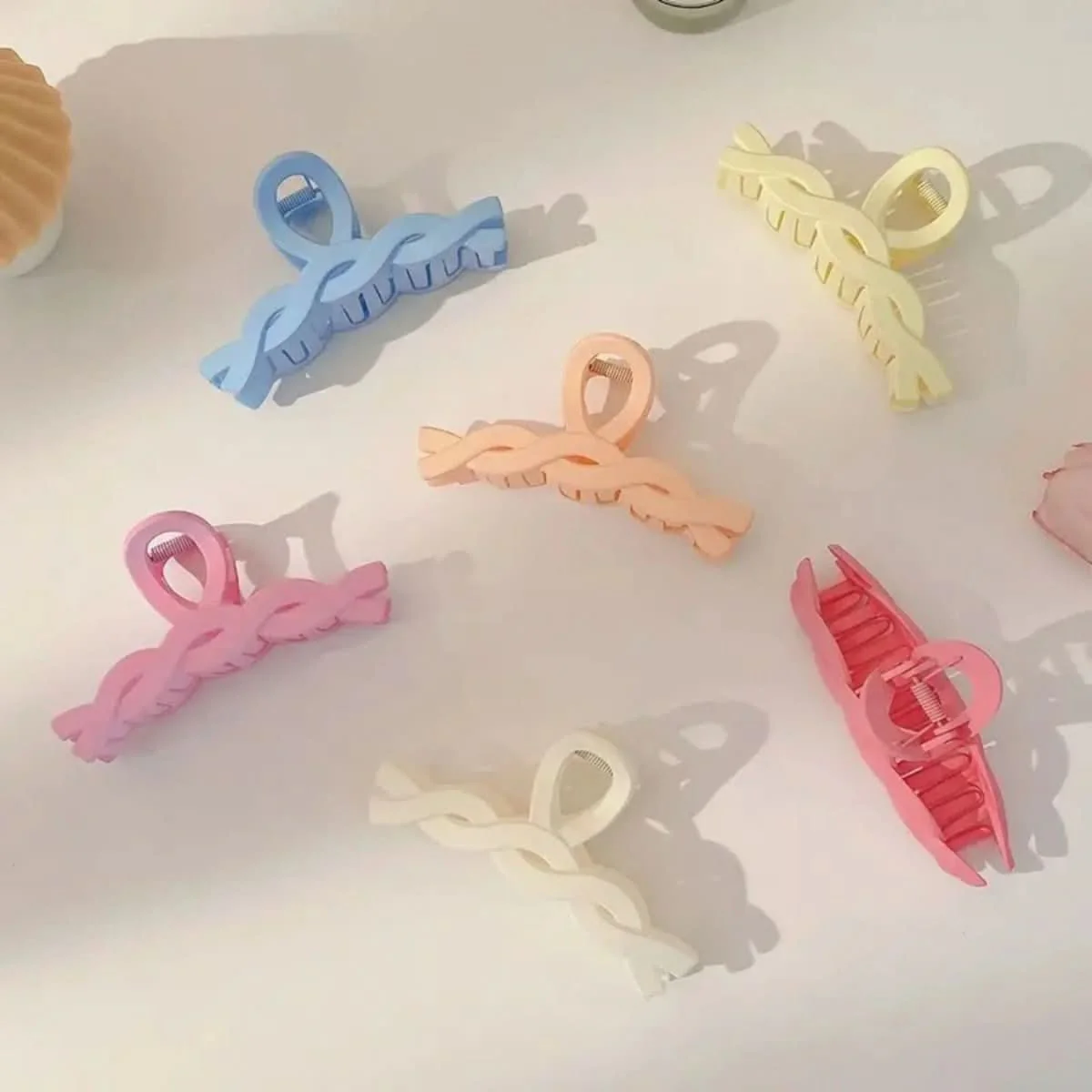 CLIPGLAM - Elegant hair clip with strong hold for every hair type - Image 4