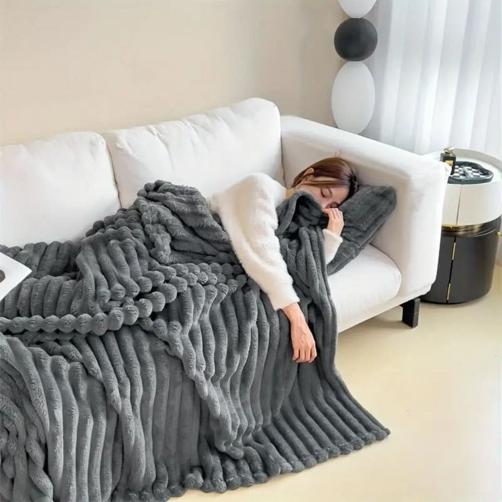 Cloud Nine cosy blanket - Soft & stylish for every home - Image 3
