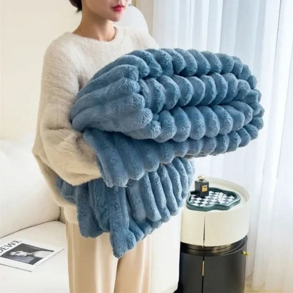Cloud Nine cosy blanket - Soft & stylish for every home - Image 9