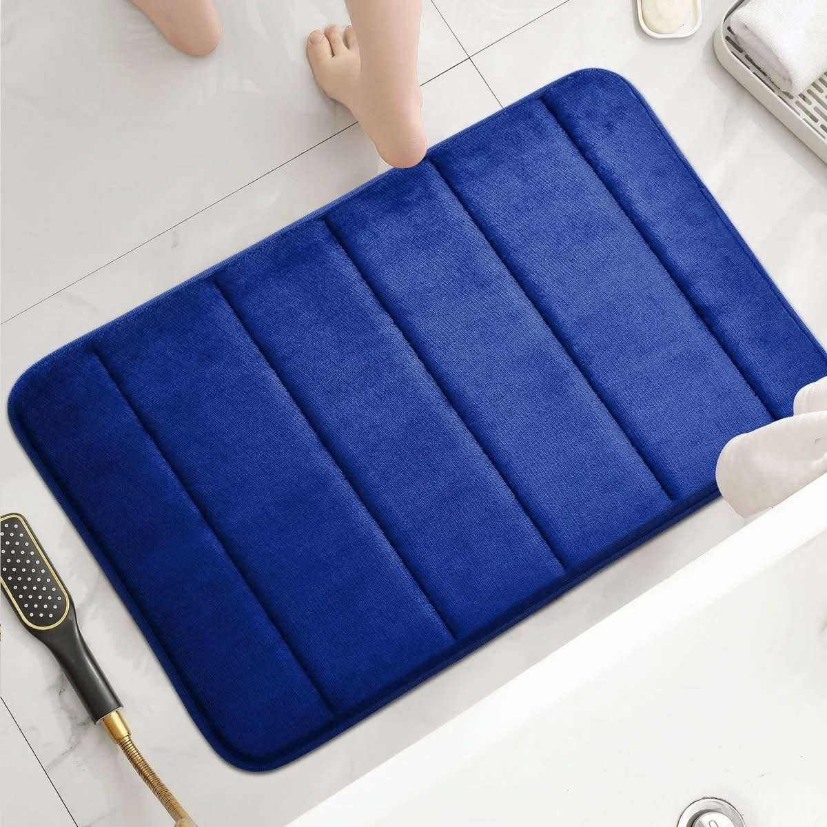 CORAL VELVET BATH MAT – Bathroom Mat made of Microfiber for Comfort & Safety - Image 3