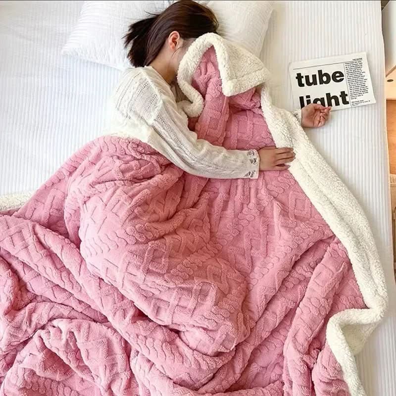 Thick lambswool blanket - Fluffy winter blanket for maximum warmth - Image 8
