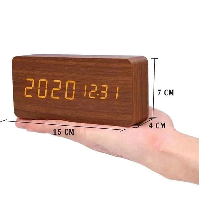 TimberGlow LED alarm clock - Digital & stylish in natural wood design - Image 5