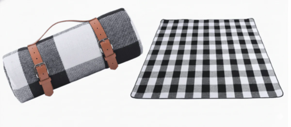 TRAILCOVER – Robust outdoor picnic blanket with water-repellent layer & compact foldable design - Image 9